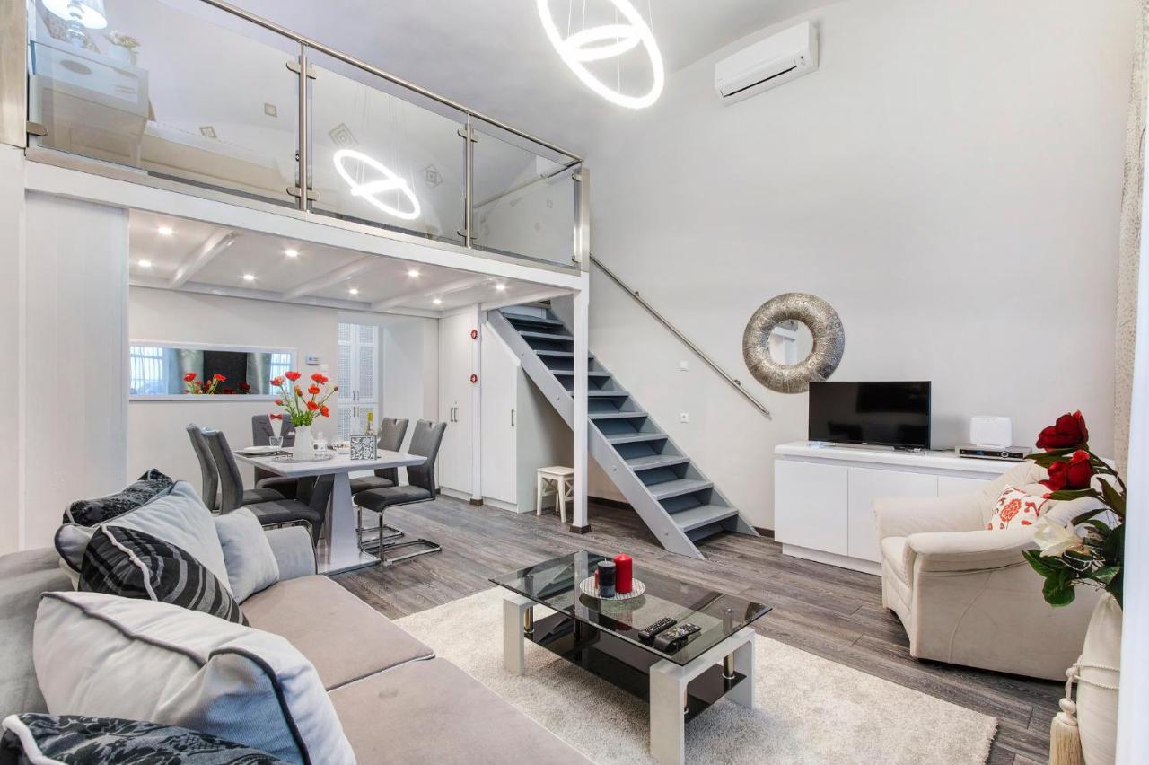 Sweet Dreams In The Heart Of The City Apartment Будапеща Стая снимка